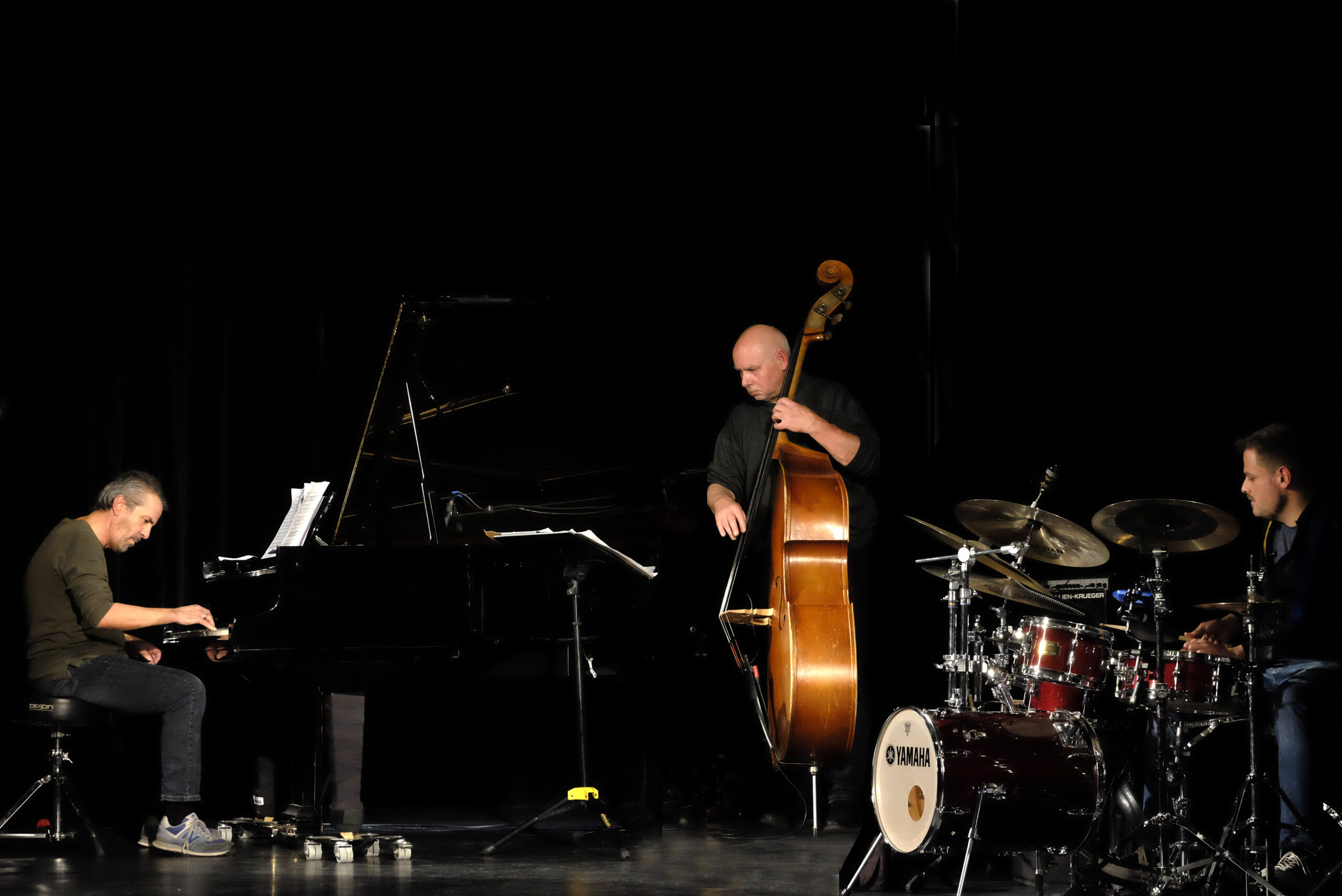 Read more about the article Samstag, 09.04.22 – Einlass: 18.30 Uhr – Michael Armann Trio